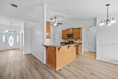 9655 Parker Lake Circle, Navarre, FL 32566 - Photo 15