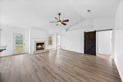 9655 Parker Lake Circle, Navarre, FL 32566 - Photo 13