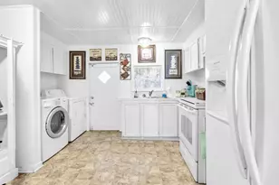 9028 Larker Woods Dr, Navarre, FL 32566 - Photo 11