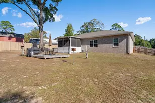 2012 N Pearl Street N, Crestview, FL 32536 - Photo 19