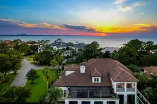 3203 Bay Estates Cir, Miramar Beach, FL 32550 - Photo 3