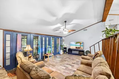 6523 Robar Tesora Street, Navarre, FL 32566 - Photo 15