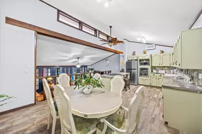 6523 Robar Tesora Street, Navarre, FL 32566 - Photo 9