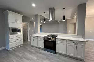 4646 Chanteuse Pkwy, Crestview, FL 32539 - Photo 5