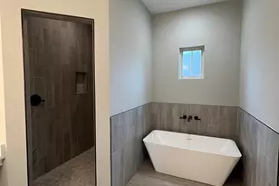 4646 Chanteuse Pkwy, Crestview, FL 32539 - Photo 17