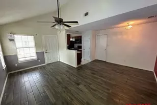 466 Sara Ave, Mary Esther, FL 32569 - Photo 3