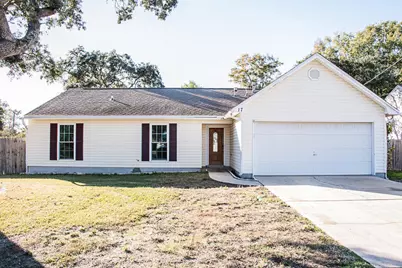 17 8th Avenue, Shalimar, FL 32579 - Photo 1