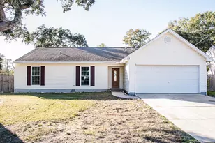 17 8th Ave, Shalimar, FL 32579 - Photo 1