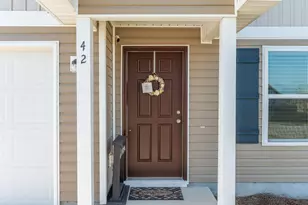 42 E Lockwood Way E, Defuniak Springs, FL 32435 - Photo 3