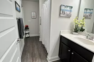 3041 Crown Creek Cir, Crestview, FL 32539 - Photo 7