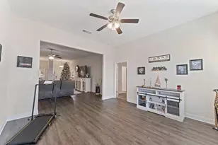 3041 Crown Creek Cir, Crestview, FL 32539 - Photo 19