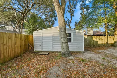 266 Honeysuckle Way, Niceville, FL 32578 - Photo 11