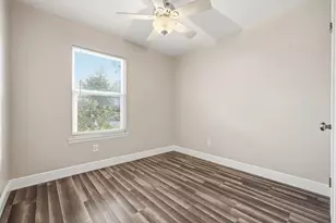 266 Honeysuckle Way, Niceville, FL 32578 - Photo 21