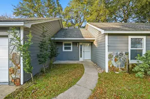 266 Honeysuckle Way, Niceville, FL 32578 - Photo 5