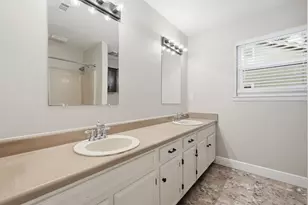 266 Honeysuckle Way, Niceville, FL 32578 - Photo 19