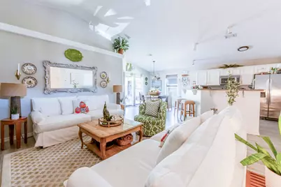 8920 Quail Roost Dr Drive, Navarre, FL 32566 - Photo 5