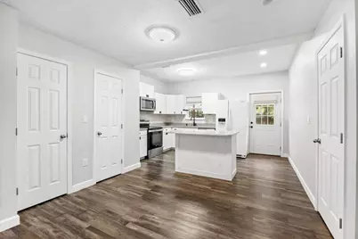 303 NE Hollywood Boulevard NE, Fort Walton Beach, FL 32548 - Photo 13
