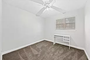 303 NE Hollywood Blvd NE, Fort Walton Beach, FL 32548 - Photo 17