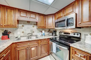 8727 Thomas Dr, Panama City Beach, FL 32408 - Photo 9