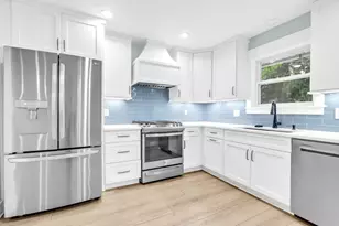 425 Stahlman Ave, Destin, FL 32541 - Photo 7