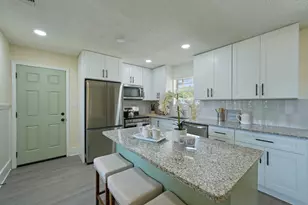 15 Lakeview Dr, Mary Esther, FL 32569 - Photo 3