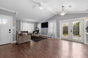 714 Little Crescent St, Fort Walton Beach, FL 32547 - Photo 5