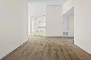 9523 Parker Pl Dr, Navarre, FL 32566 - Photo 5