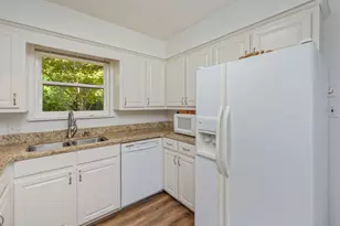 121 Priscilla Dr, Fort Walton Beach, FL 32547 - Photo 25