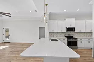 228 NE Greenbrier Circle NE, Fort Walton Beach, FL 32547 - Photo 23