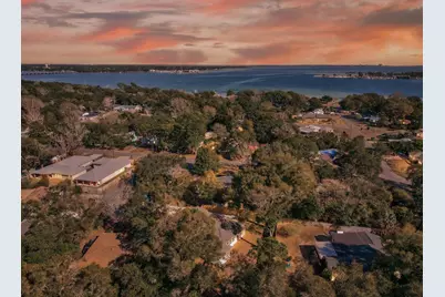 228 NE Greenbrier Circle NE, Fort Walton Beach, FL 32547 - Photo 57