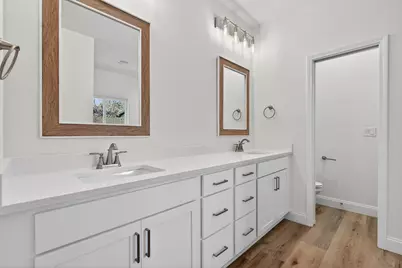 228 NE Greenbrier Circle NE, Fort Walton Beach, FL 32547 - Photo 35