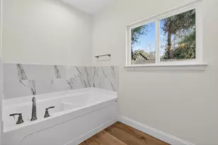 228 NE Greenbrier Circle NE, Fort Walton Beach, FL 32547 - Photo 37