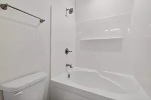 228 NE Greenbrier Circle NE, Fort Walton Beach, FL 32547 - Photo 17