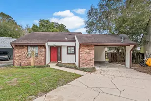 208 Bartonwood Ct, Niceville, FL 32578 - Photo 1