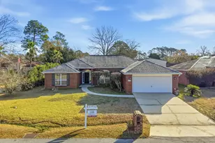 4227 Shadow Ln, Niceville, FL 32578 - Photo 1