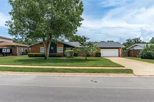 310 NW Jonquil Ave NW, Fort Walton Beach, FL 32548 - Photo 3