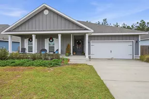 304 Perimeter Pl, Freeport, FL 32439 - Photo 1