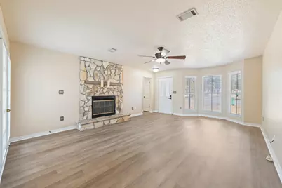 3022 Blue Pine Lane, Niceville, FL 32578 - Photo 11