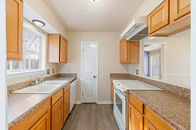 3022 Blue Pine Lane, Niceville, FL 32578 - Photo 17