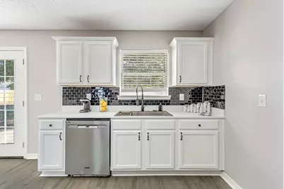 5047 Poinsetta Avenue, Crestview, FL 32539 - Photo 13