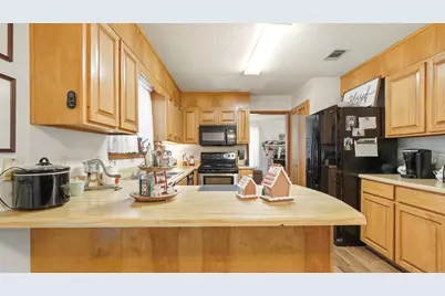 2186 W US Highway 90 W, Defuniak Springs, FL 32433 - Photo 17