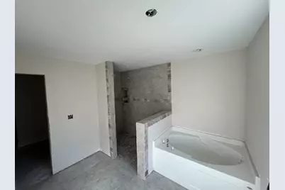 4812 Red Oak Drive, Milton, FL 32583 - Photo 5