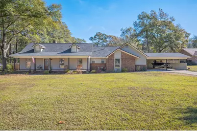 6039 Blueberry Lane, Crestview, FL 32536 - Photo 1