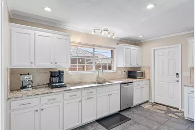 2314 Miami Court, Navarre, FL 32566 - Photo 25