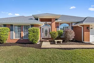 2314 Miami Ct, Navarre, FL 32566 - Photo 5