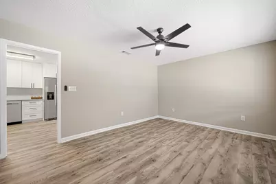 207 Oglesby Avenue, Crestview, FL 32536 - Photo 13