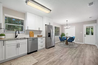 207 Oglesby Avenue, Crestview, FL 32536 - Photo 3