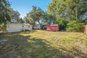 1135 46th St, Niceville, FL 32578 - Photo 17