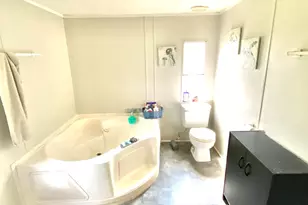 2493 4th Ave, Alford, FL 32420 - Photo 9