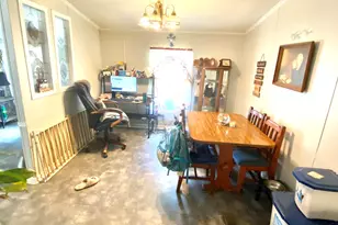 2493 4th Ave, Alford, FL 32420 - Photo 17